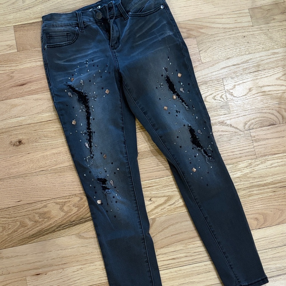 Seven7 Women's Distressed Charcoal Skinny Jeans